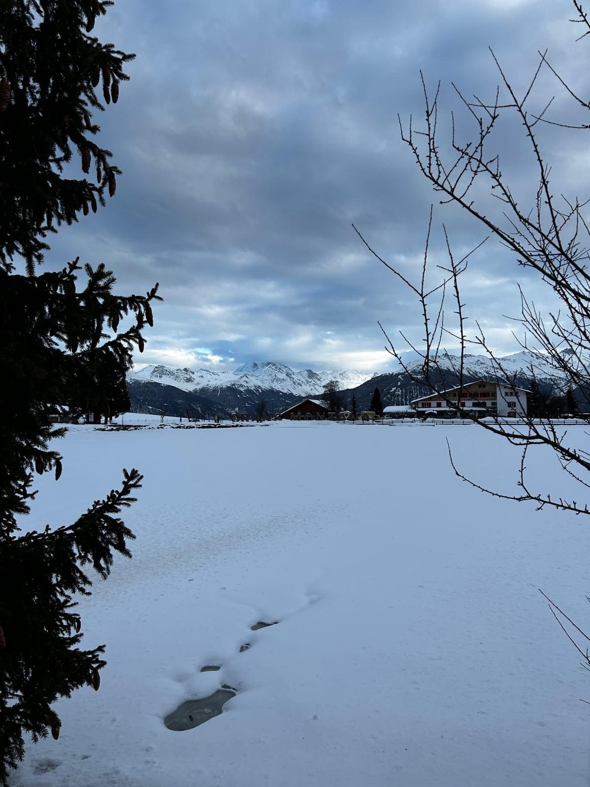 Un lac gelé